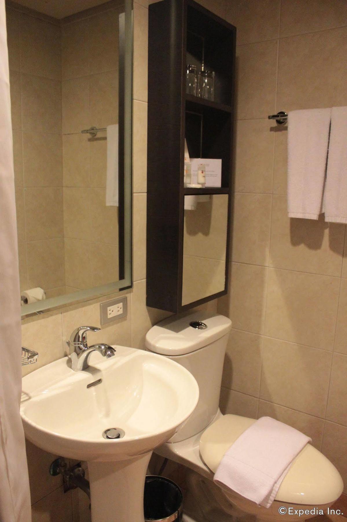 Soleste Suites Quezon City Exteriér fotografie